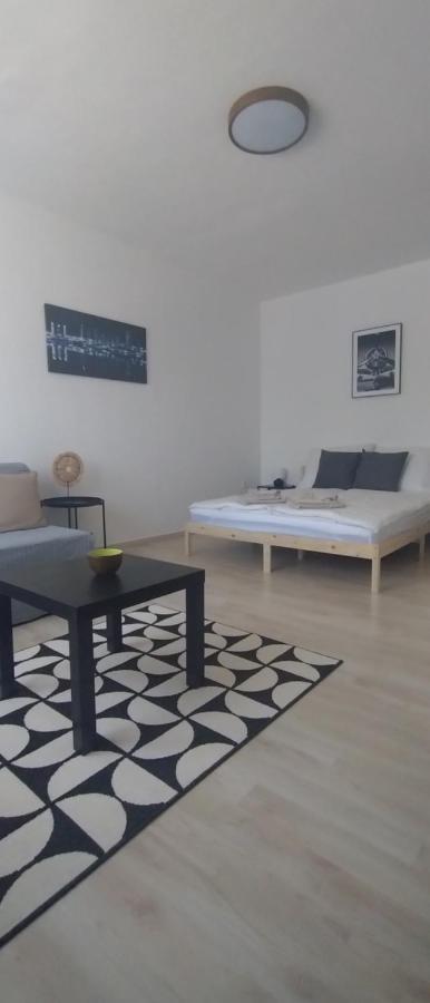 Blue Moon Apartman Eger Exterior photo